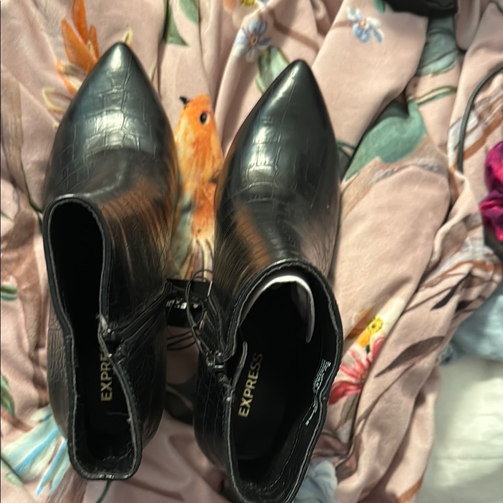 Express Black Ankle Booties Sleek Design
